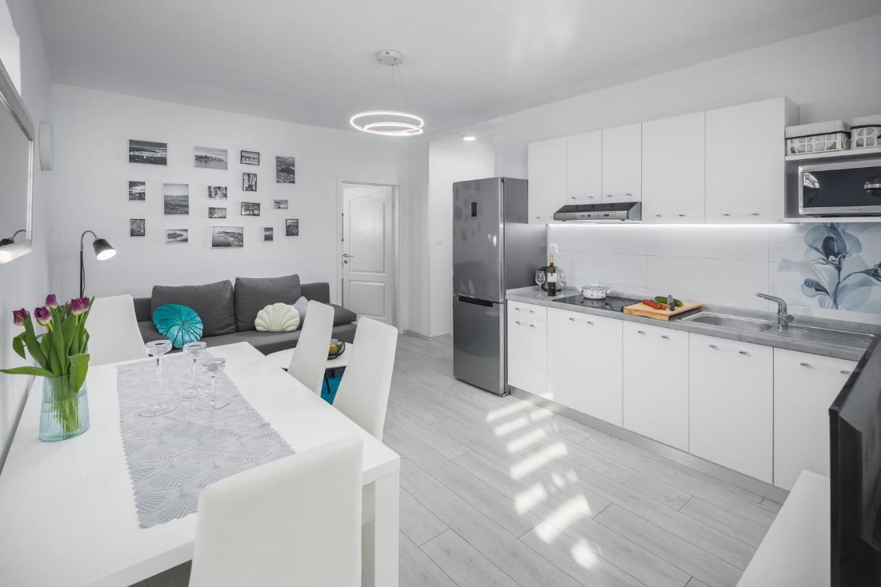 Apartment Sea Pearl Пореч Екстериор снимка