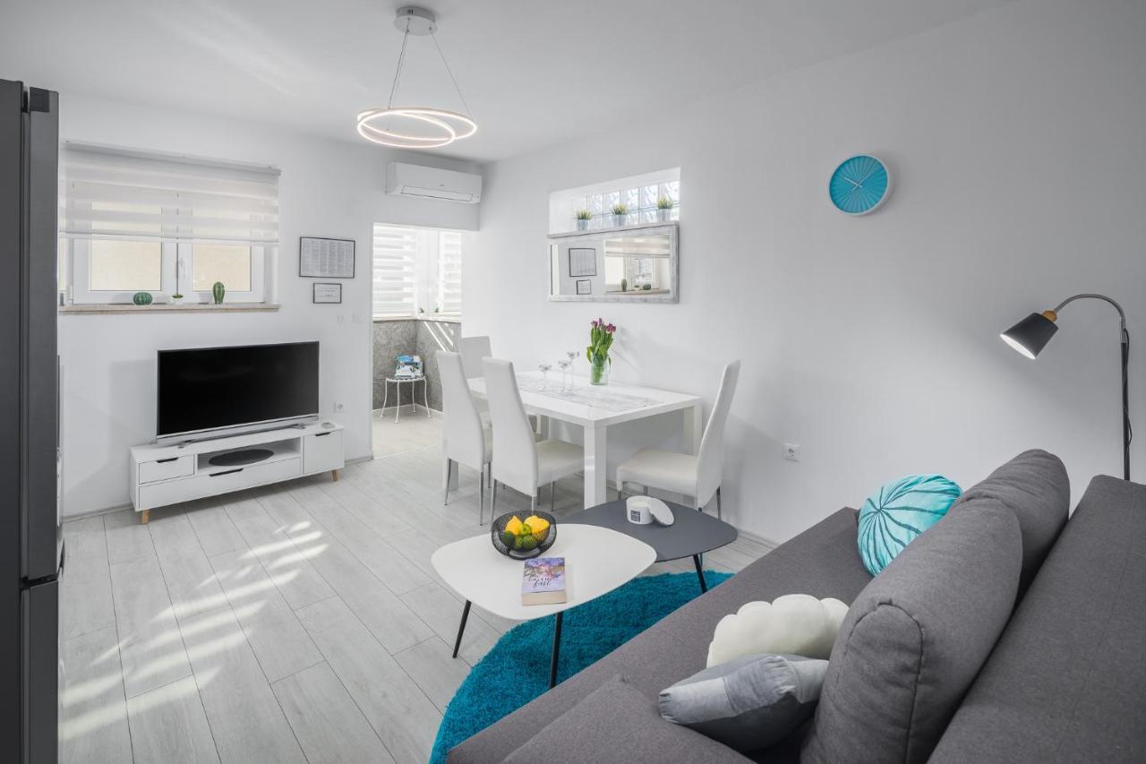 Apartment Sea Pearl Пореч Екстериор снимка