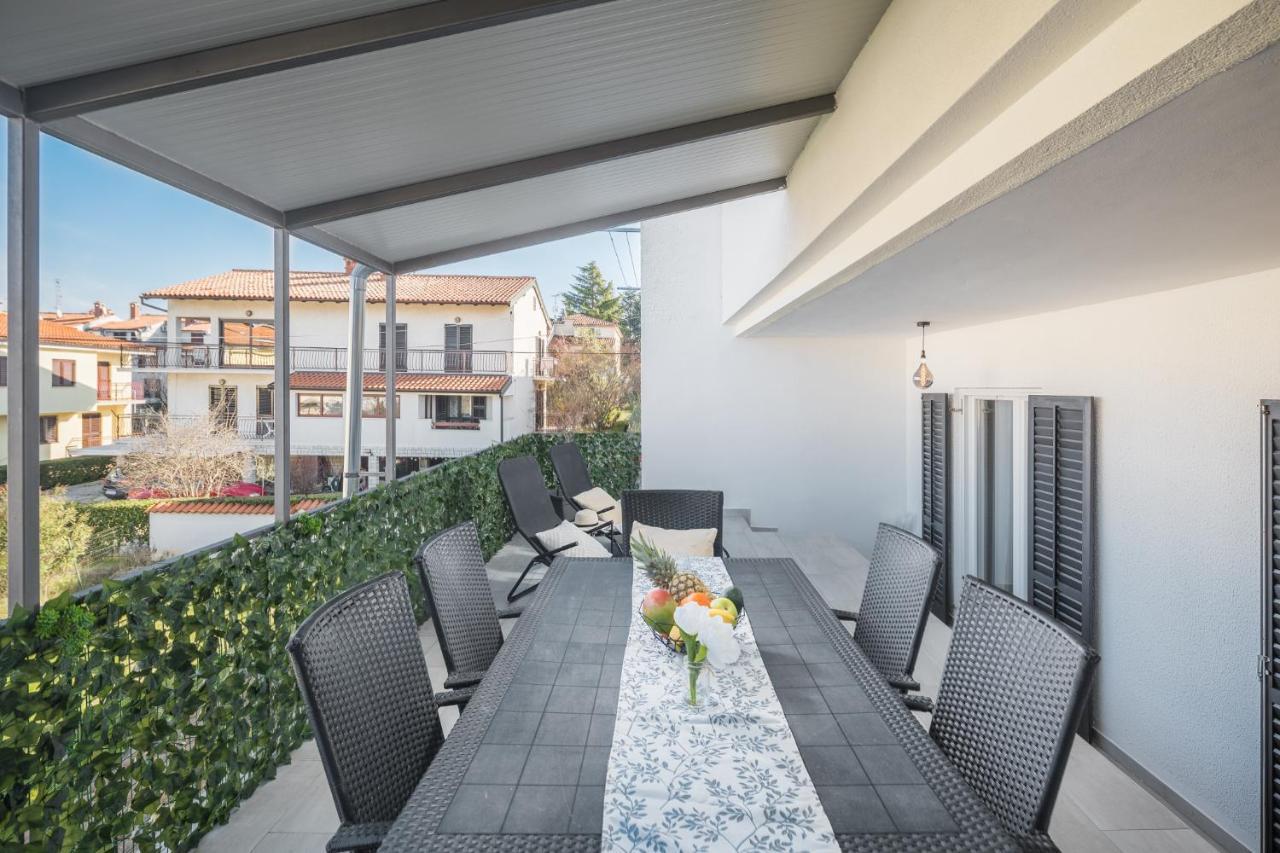 Apartment Sea Pearl Пореч Екстериор снимка